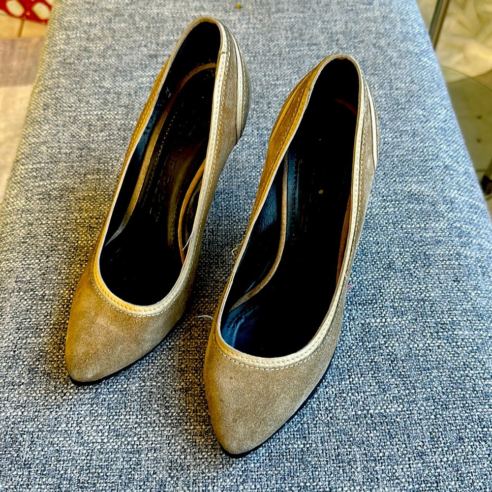 Burberry heels suede brown 37